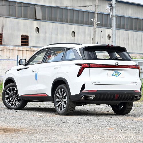 2023 in stock cinese Nuova auto a benzina Cina Changan CS75 Plus SUV SUV a 5 posti 1,5T in vendita
